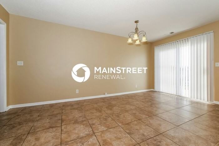 735 Seminole Ct - Photo 6 of 16
