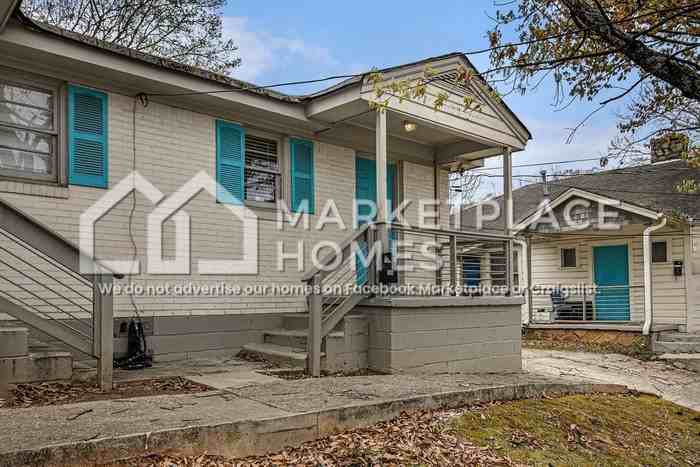 509 Woodward Ave Se - Photo 4 of 20
