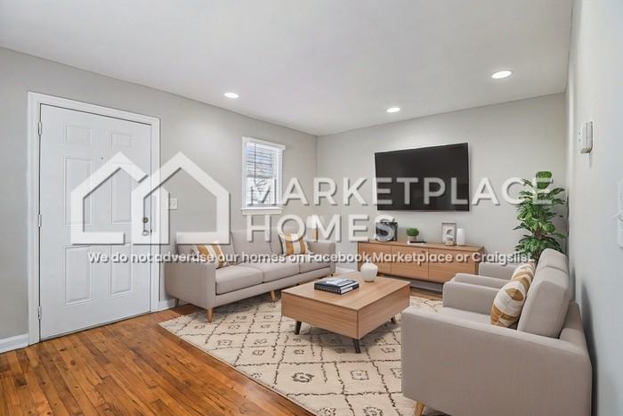 509 Woodward Ave Se - Photo 5 of 20