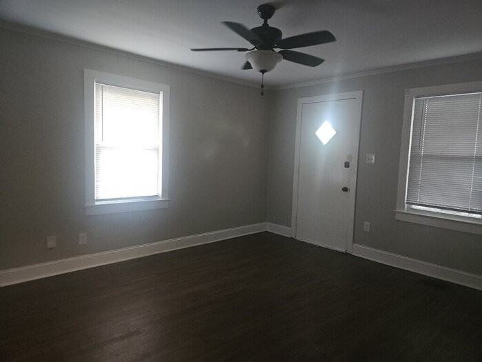 113 Alice St - Photo 4 of 20