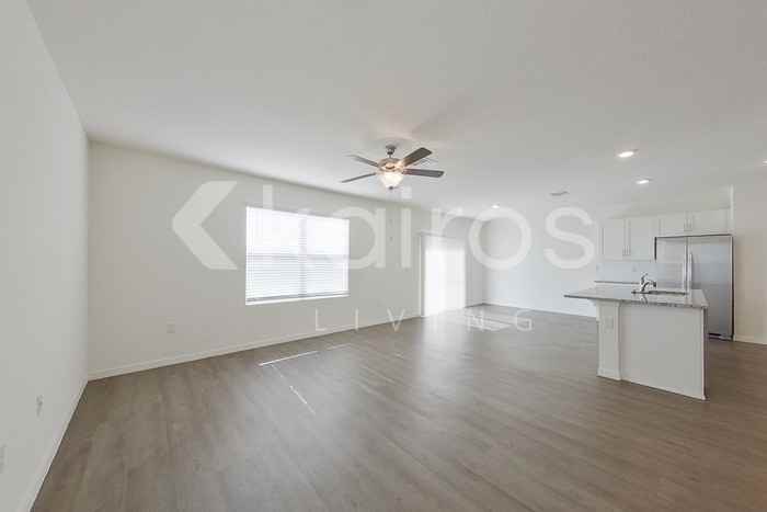 32048 Katelin Cir - Photo 4 of 25