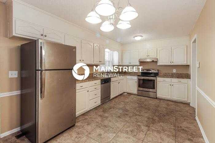 3012 Manchester Dr - Photo 6 of 16