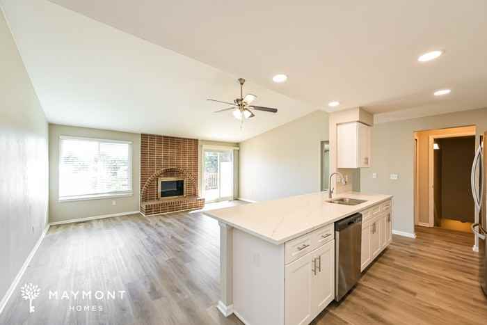 4230 S Biscay Cir - Photo 7 of 13