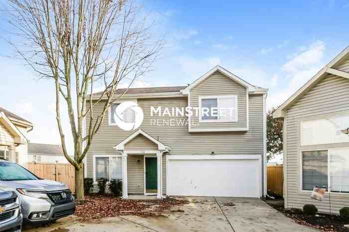 540 Mountain Pine Dr - Photo 2 of 16