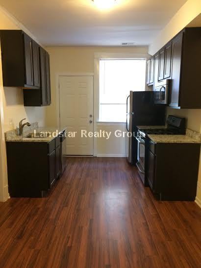 3753 West Sunnyside Avenue #1 - Photo 2 of 5