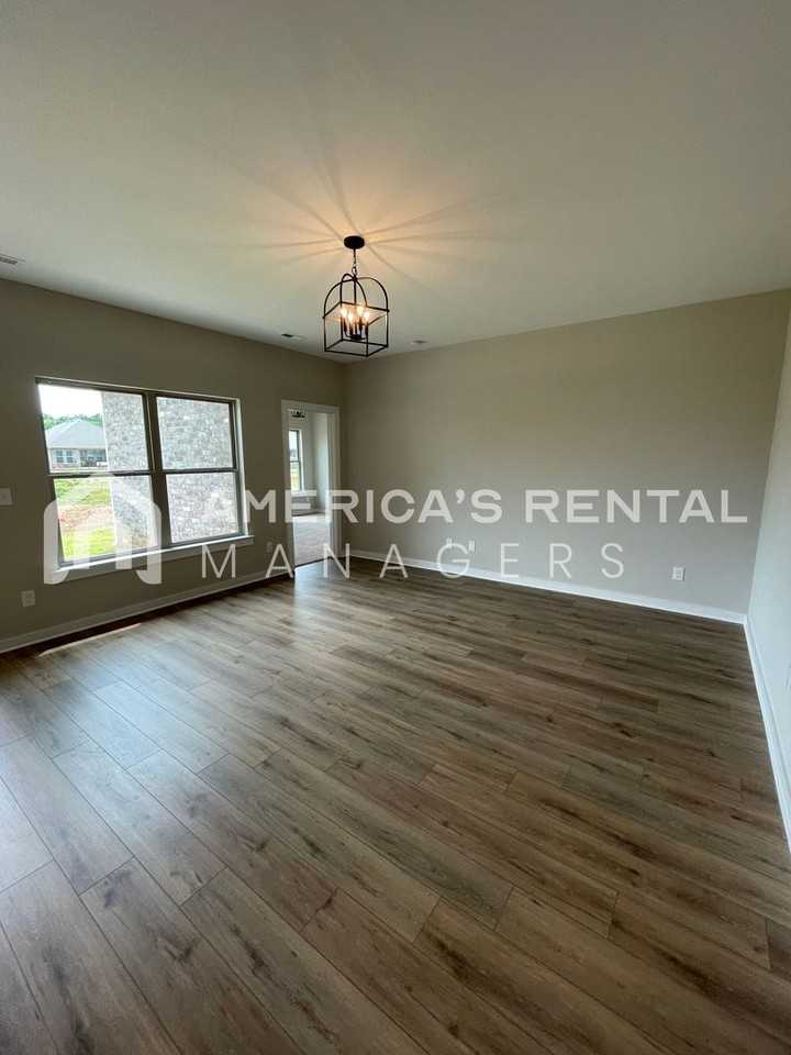 228 John Harold Dr - Photo 6 of 34