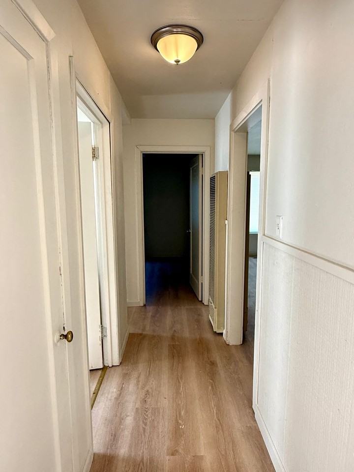 540 5th St - Photo 5 of 11