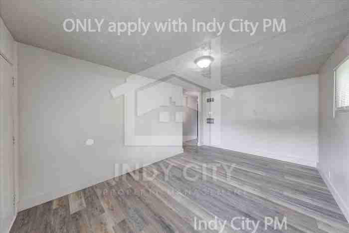 3209 E 26th St - Photo 6 of 18