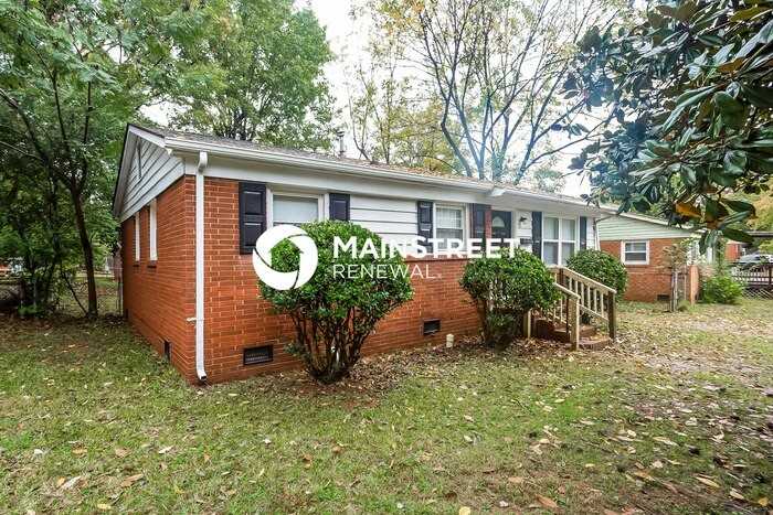 506 Sinclair St - Photo 3 of 17