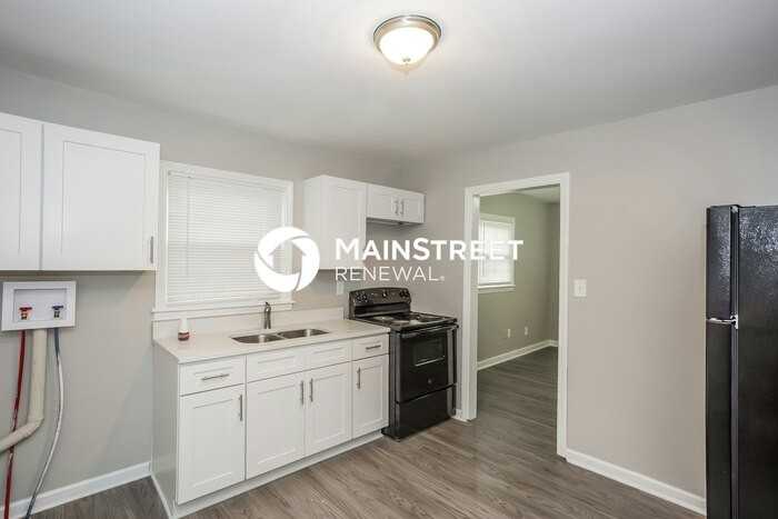 506 Sinclair St - Photo 6 of 17