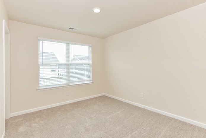 8071 Logan Dr - Photo 7 of 10