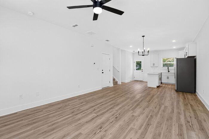 308 E Talleyrand Ave - Photo 5 of 31