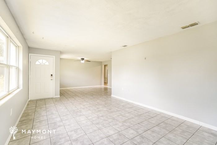 10 S Wadsworth Ave - Photo 5 of 15