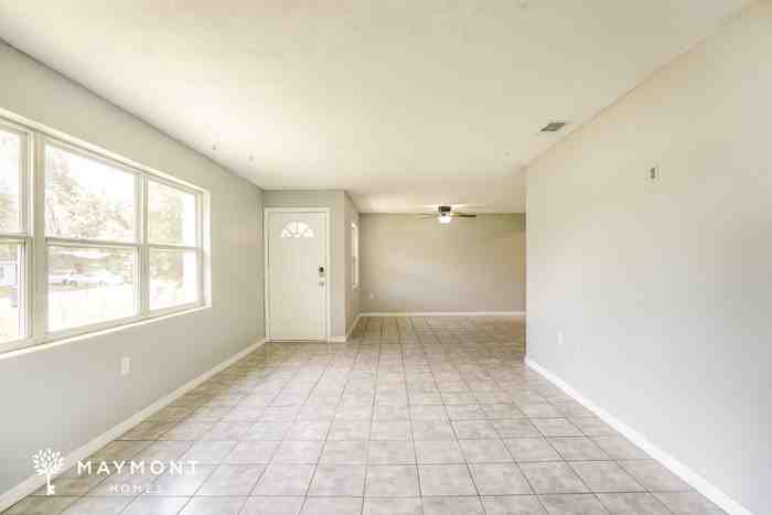 10 S Wadsworth Ave - Photo 7 of 15