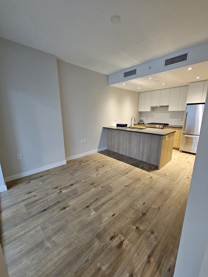 3430 East Kent Avenue South #421 - Photo 2 of 10