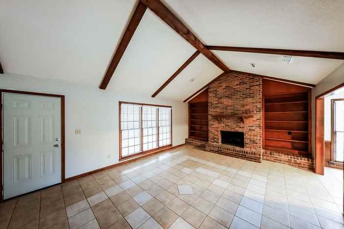3722 Woodhill Rd - Photo 5 of 13