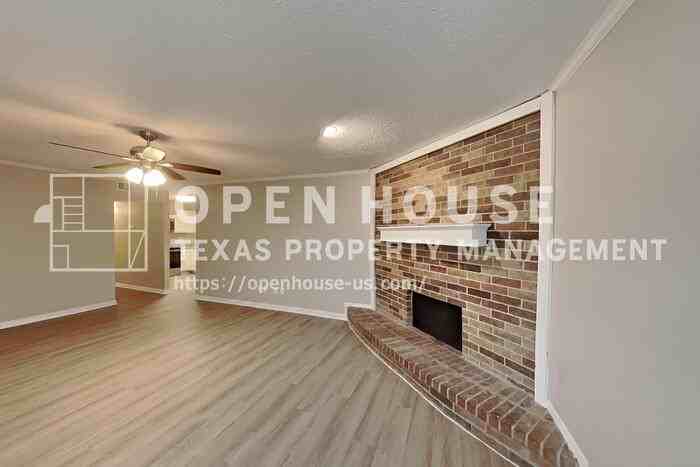 3804 Grecian Ct - Photo 5 of 20