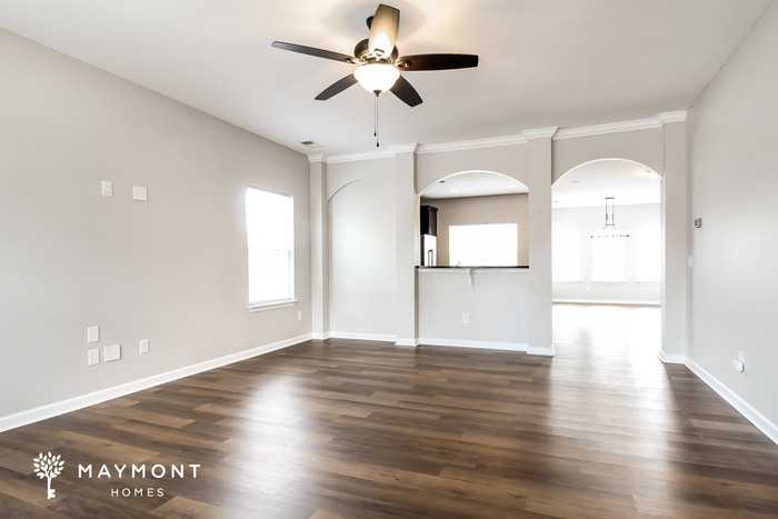 306 Gibby Ln - Photo 6 of 13