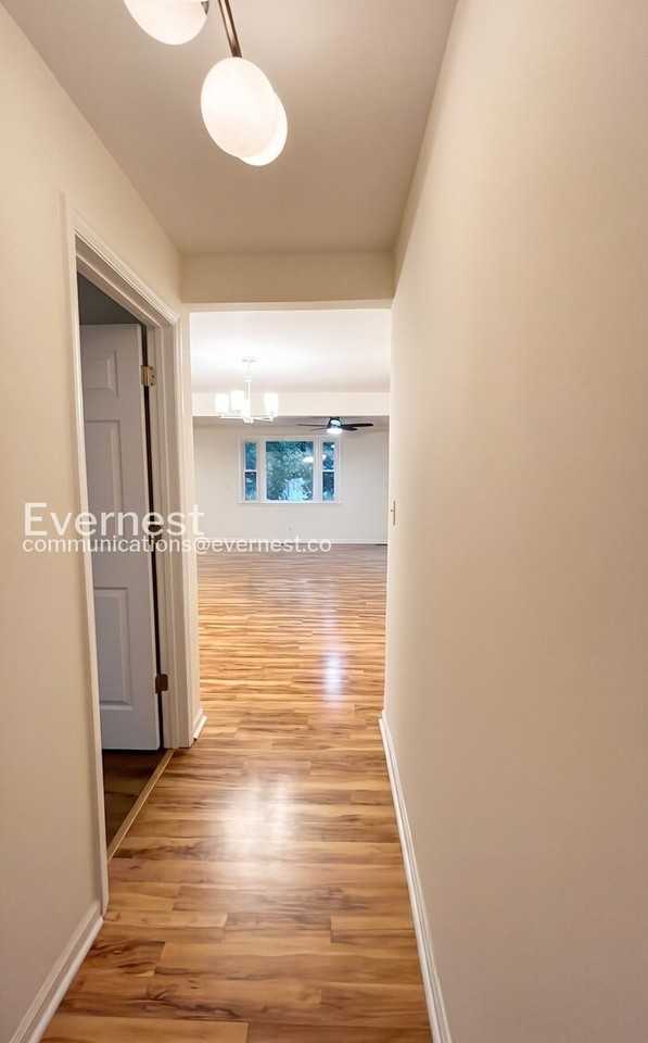 4017 Meadow Rd - Photo 6 of 27