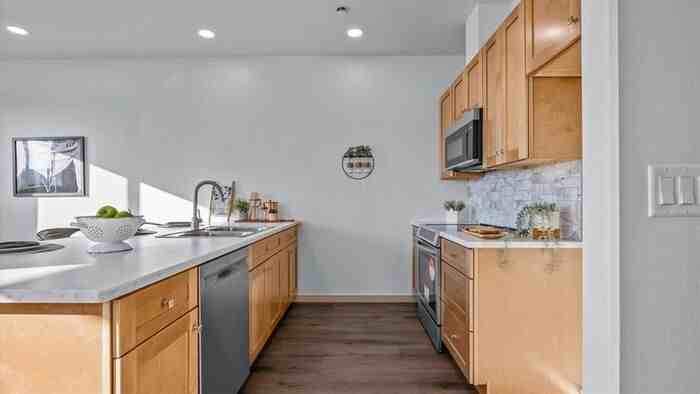2772 Caspian Way #C - Photo 6 of 28