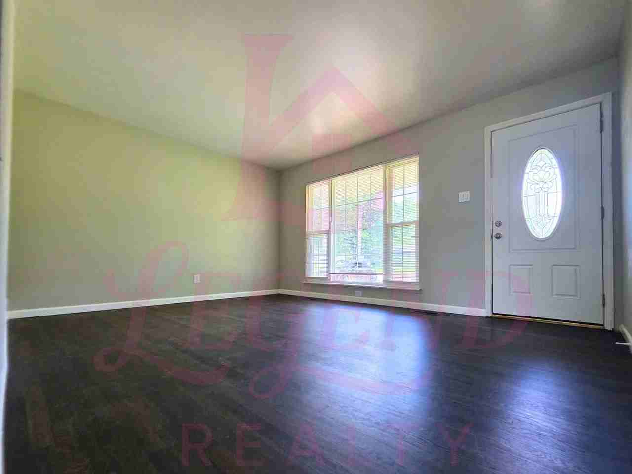 1490 Mullanphy Rd - Photo 2 of 7