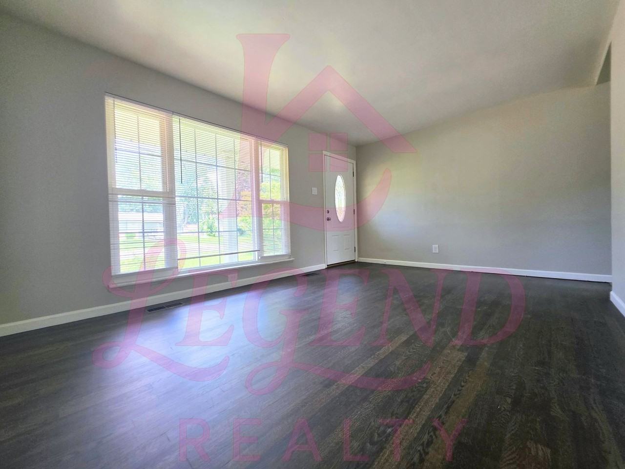 1490 Mullanphy Rd - Photo 3 of 7