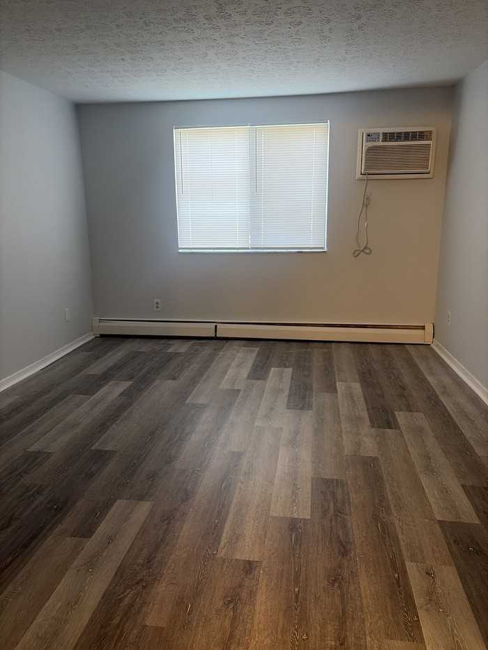 6615 Hearne Rd #112 - Photo 7 of 8