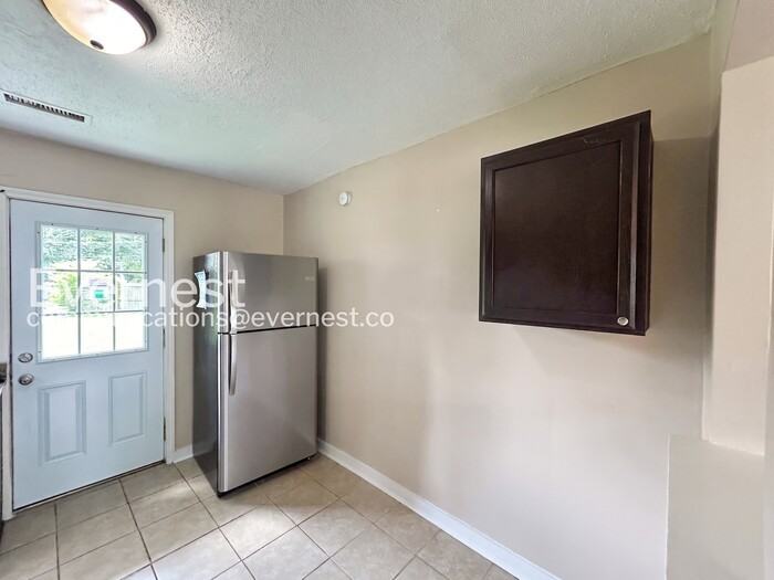 4911 Buford Ave - Photo 5 of 22