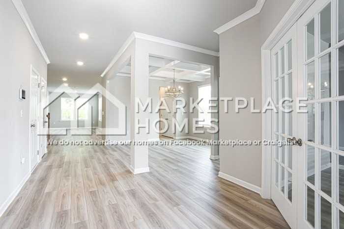 222 Arnewood Cir - Photo 5 of 50