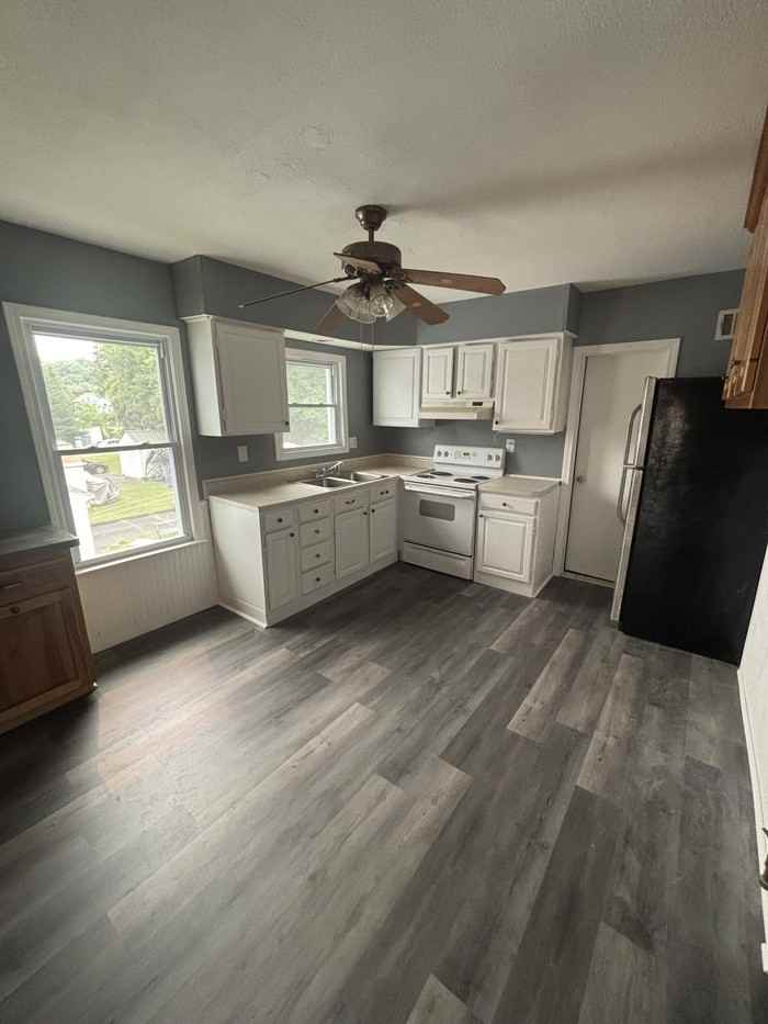 49 Atkins Ave #2ndFL - Photo 2 of 16