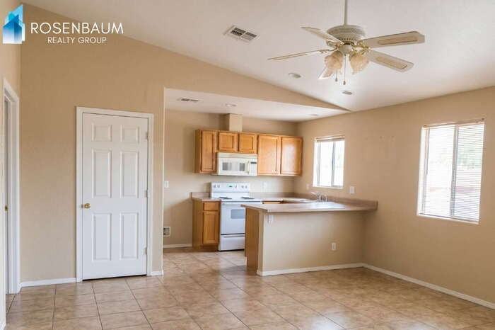 1502 W Palmer Dr #A - Photo 3 of 9
