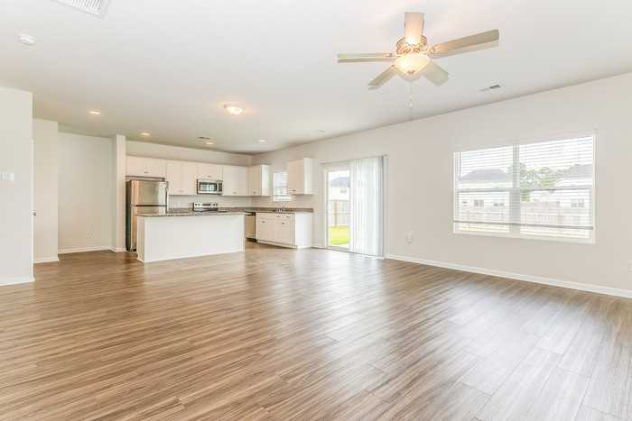 256 Clydesdale Cir - Photo 7 of 15