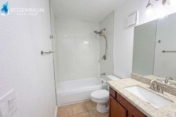 5135 N 10th St #15 - Photo 7 of 13