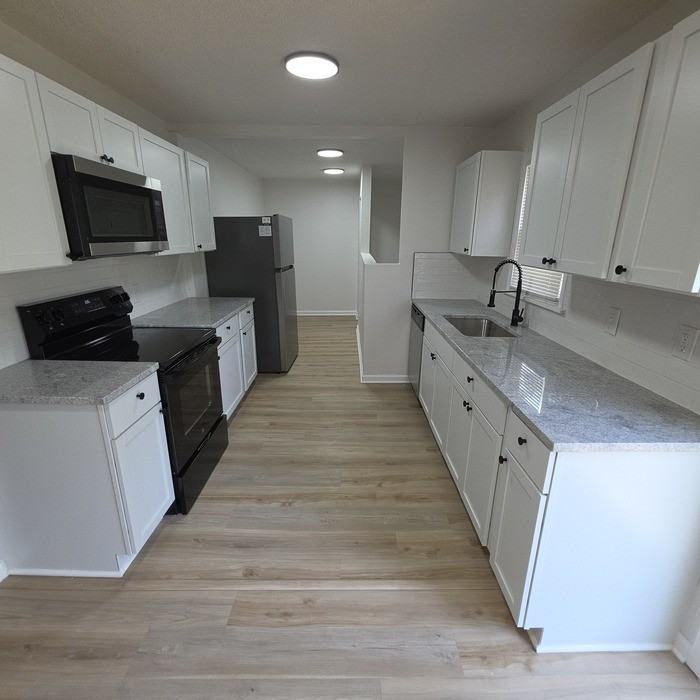 806 Se Browning Ave - Photo 7 of 29