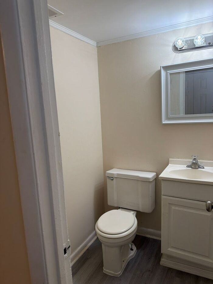 137 Sleepy Hollow Rd - Photo 4 of 19