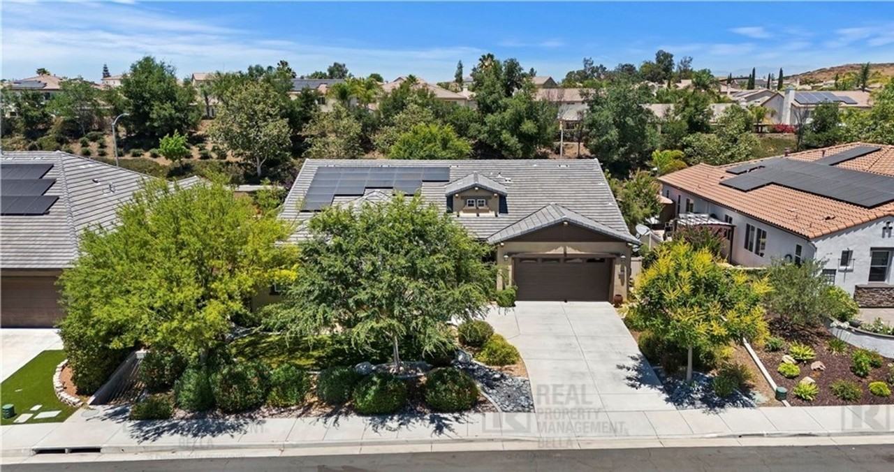 32176 Goldeneye Dr - Photo 4 of 50