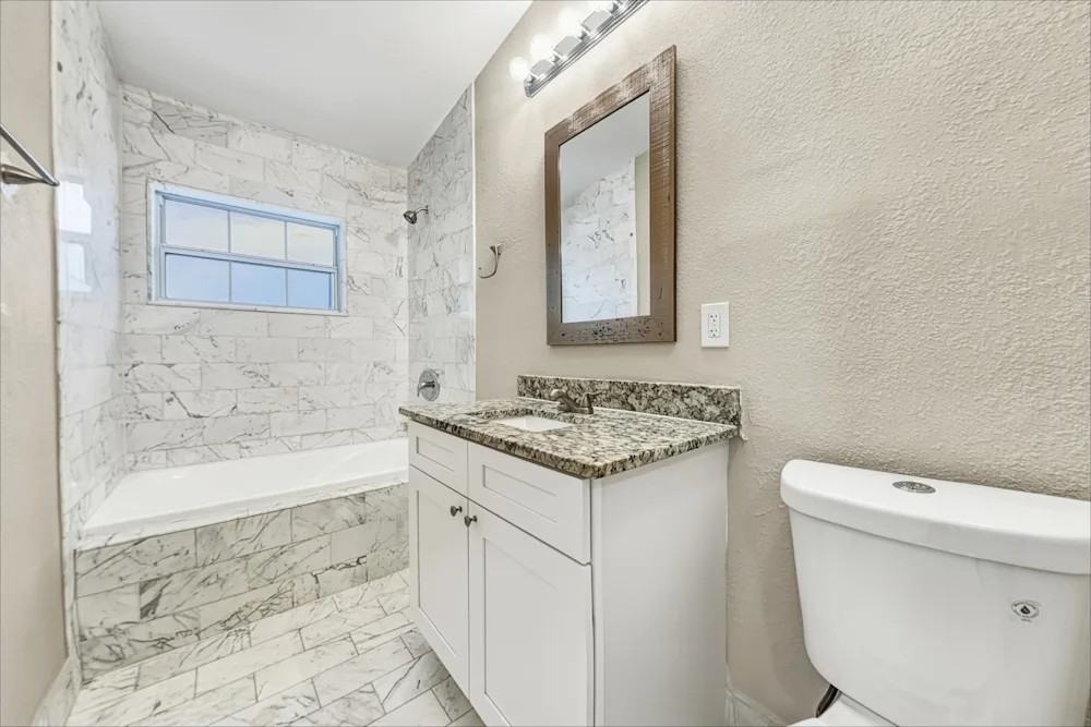 3623 Sutton Terrace - Photo 4 of 6