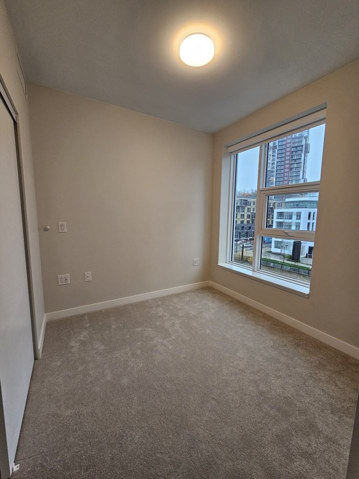 3430 East Kent Avenue South #421 - Photo 5 of 10