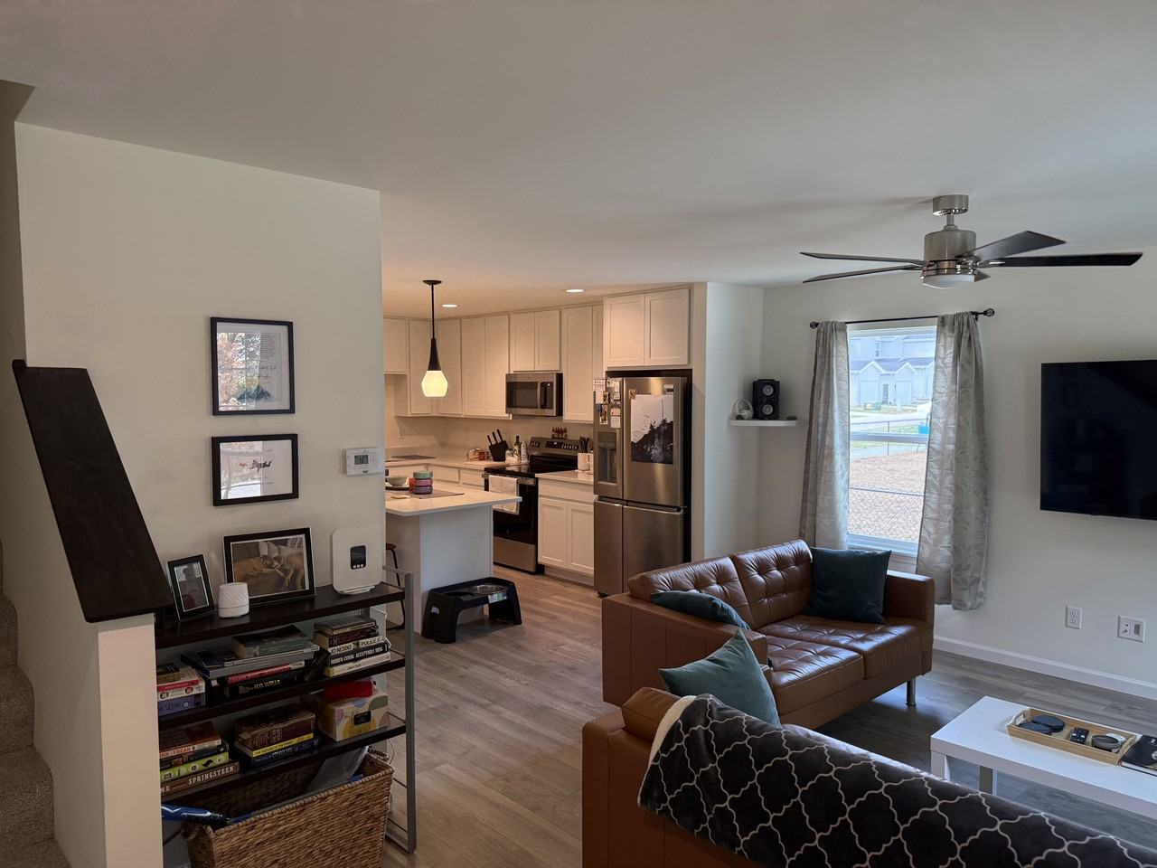 435 Sunset Hollow Dr - Photo 3 of 11