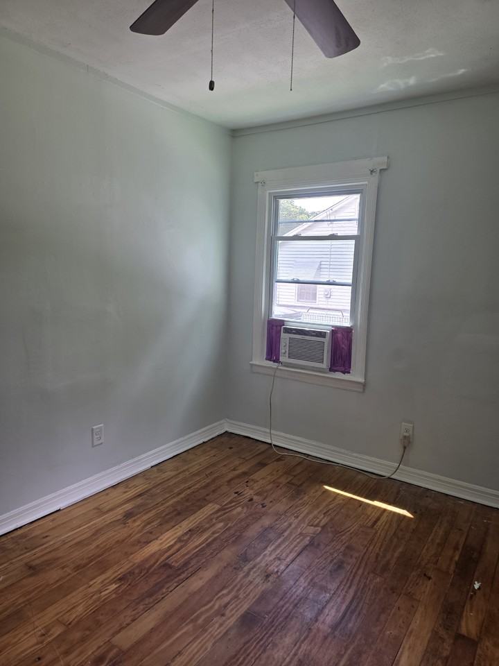 3019 Lee St #0 - Photo 7 of 12
