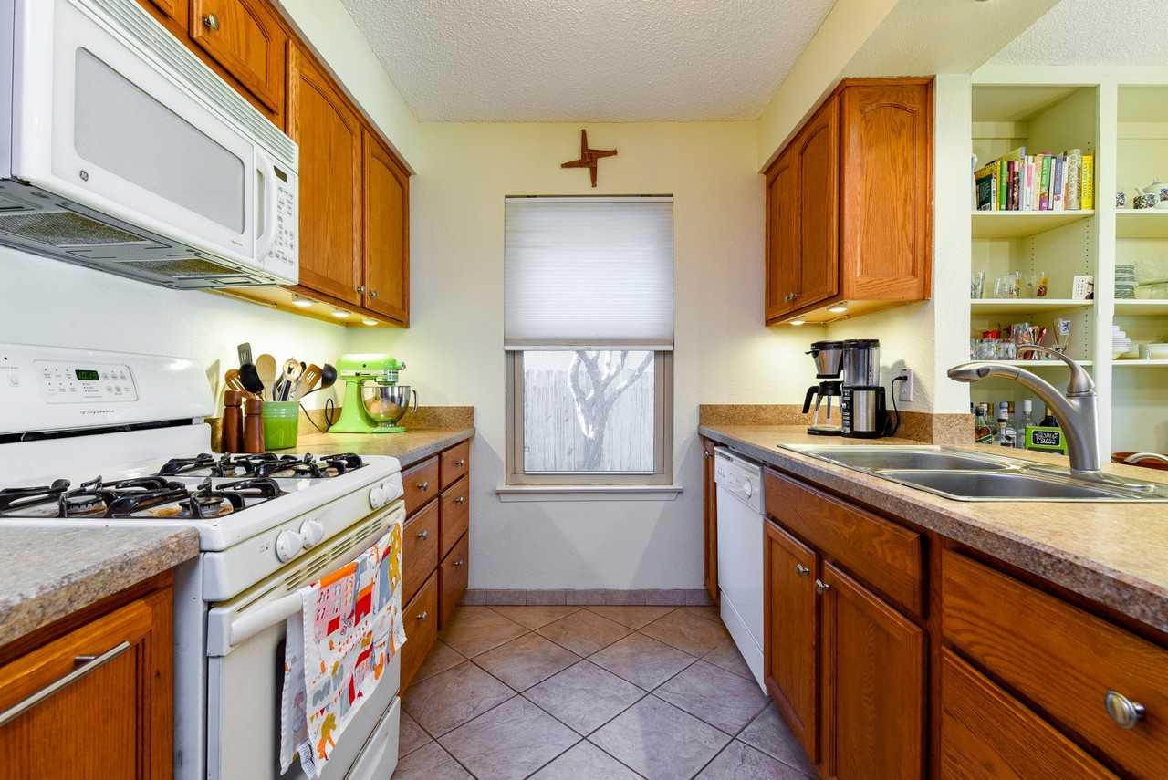 12916 Pegasus St #NA - Photo 5 of 26