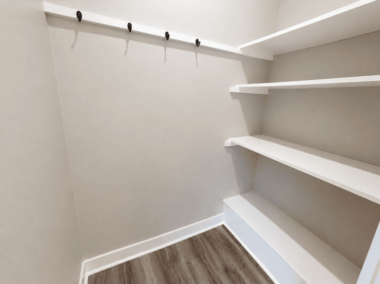 561 S Main St #3 - Photo 5 of 10