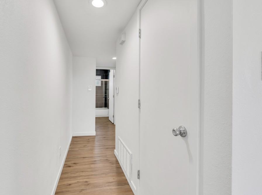 2405 Cava Ct #4 - Photo 7 of 15