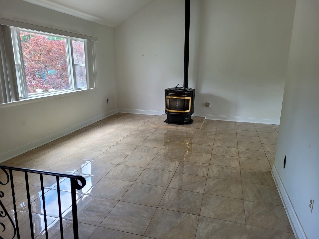 100 Byron Ct #NA - Photo 5 of 16