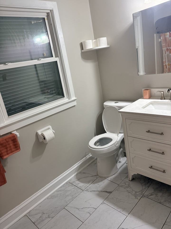 2037 Saint Anthony St #NA - Photo 2 of 15