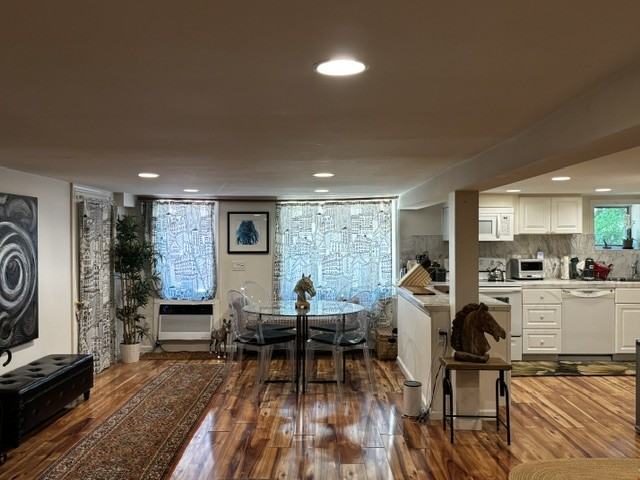 40 Newtown Tpke #A - Photo 3 of 39