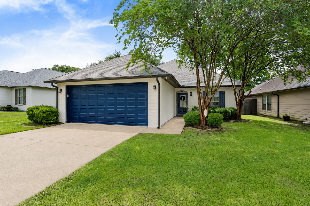 10425 Grace Ln #NA - Photo 2 of 19