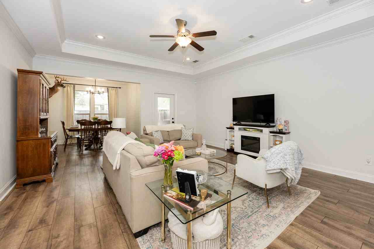 10425 Grace Ln #NA - Photo 4 of 19