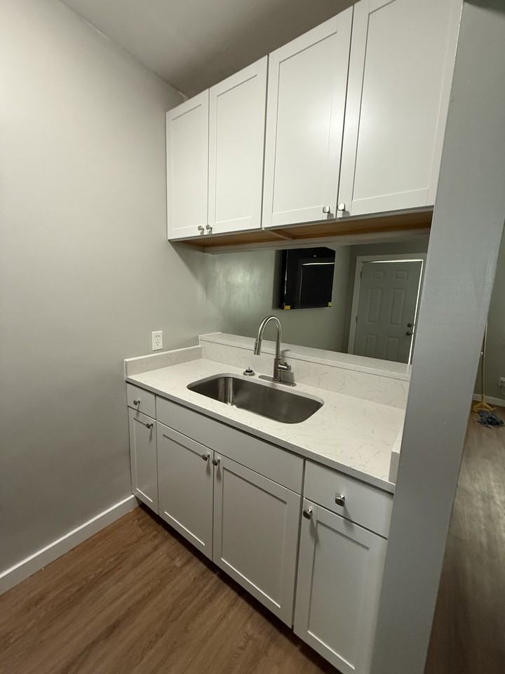 2503 Suzette Ave #5 - Photo 2 of 7