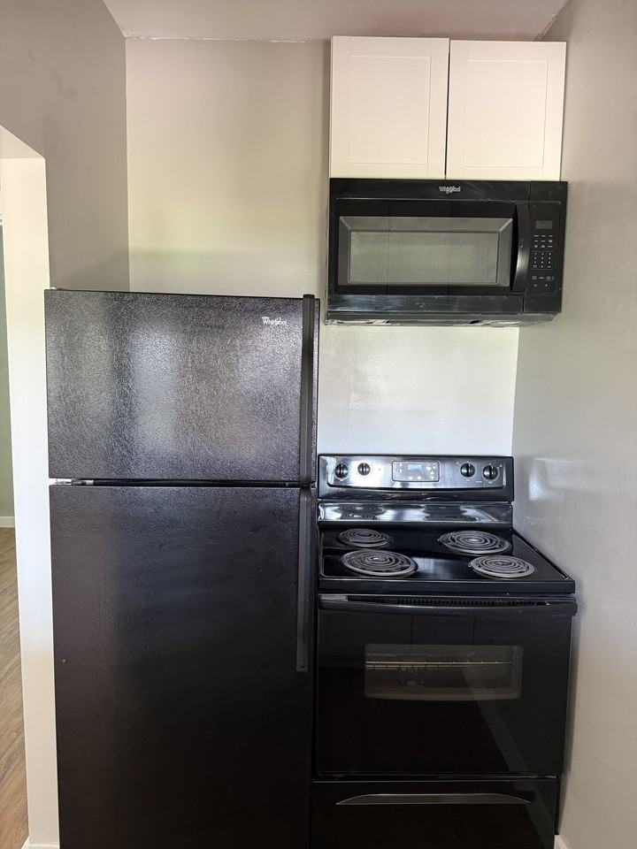 2503 Suzette Ave #5 - Photo 7 of 7